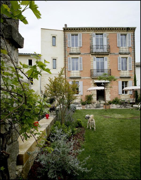 La Maison Rouge D'Uzes B&B Exterior foto