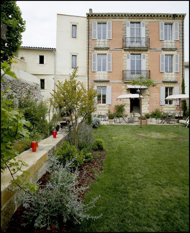 La Maison Rouge D'Uzes B&B Exterior foto