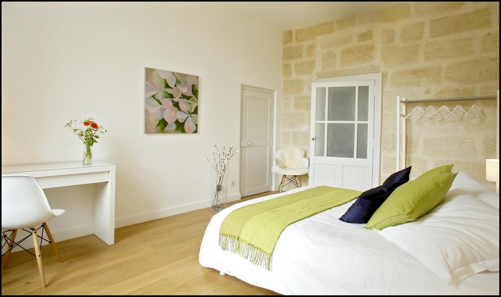 La Maison Rouge D'Uzes B&B Habitación foto